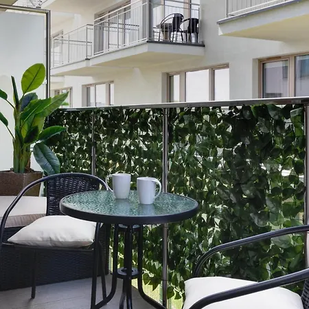 Jantar - Bałtycka 6 *