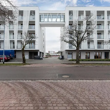 Apartament Jantar - Bałtycka 6 *