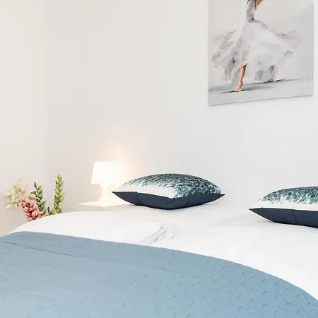 Jantar - Baltycka 6 Kołobrzeg