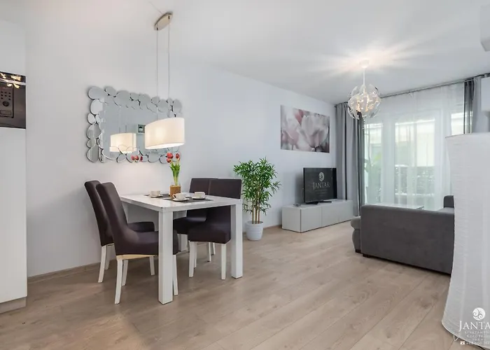 Jantar - Baltycka 6 *